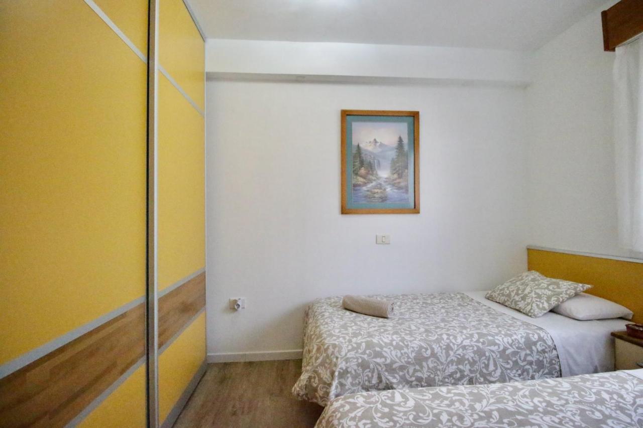 Ohana Atico Avenida Chayofita Los Cristianos  Exterior photo